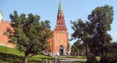 Боровицкая башня Московского Кремля (описание для детей для сообщения по Окружающему миру)